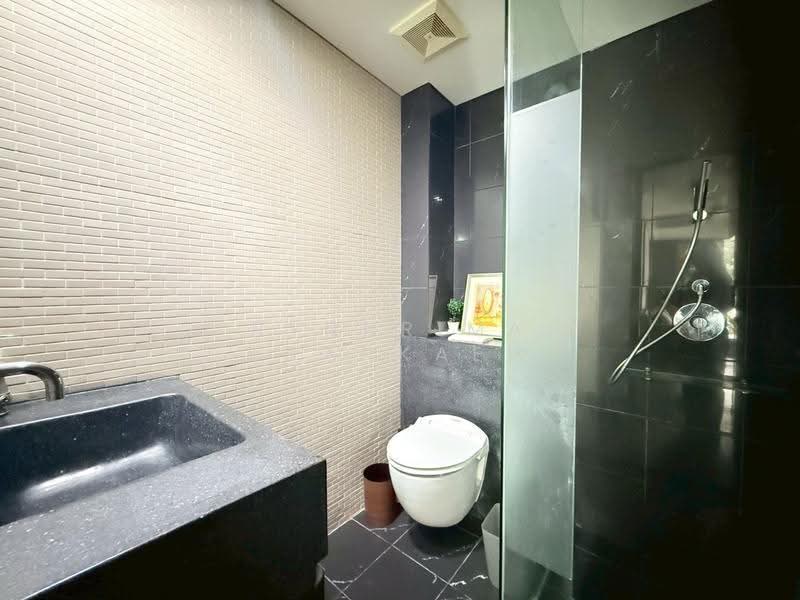 Siamese Gioia, Bangkok, Sukhumvit 31 Road, Khlong Tan Nua, Watthana, Bangkok, 2 Bedrooms, 70 sqm, Condo For Rent, by Rynnrima Khankaew, 500524475 - DDproperty.com