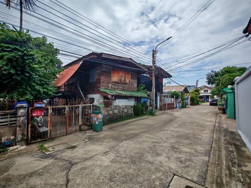 ที่ดิน + บ้าน 2 ชั้น 50 ตร.ว. ซอยอุดมสุข26 แยก29-4, Bangkok, ถนนบางนา-ตราด, Bang Na, Bangkok, , 200 sqm, Land For Sale, by คุณ พรชัย เสนจันทร์ฒิไชย (โก้), 500524476 - DDproperty.com