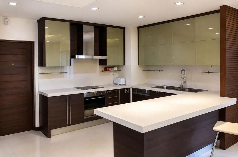 House with Private Pool / Sukhumvit, Bangkok, Khlong Tan Nua, Watthana, Bangkok, 5 Bedrooms, 480 sqm, Single Detached House For Rent, by Khun Nita, 500524519 - DDproperty.com
