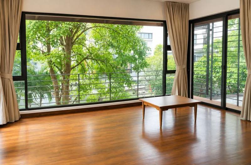 House with Private Pool / Sukhumvit, Bangkok, Khlong Tan Nua, Watthana, Bangkok, 5 Bedrooms, 480 sqm, Single Detached House For Rent, by Khun Nita, 500524519 - DDproperty.com