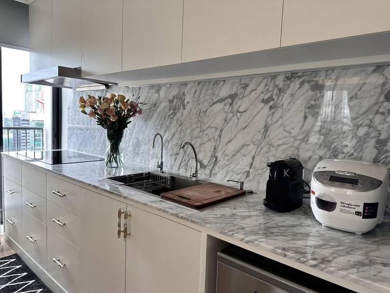 Noble BE33, Bangkok, 19 Soi Sukhumvit 33, Khlong Tan Nua, Watthana, Bangkok, 3 Bedrooms, 136 sqm, Condo For Sale, by Kanueng Noppornpitak, 500524526 - DDproperty.com