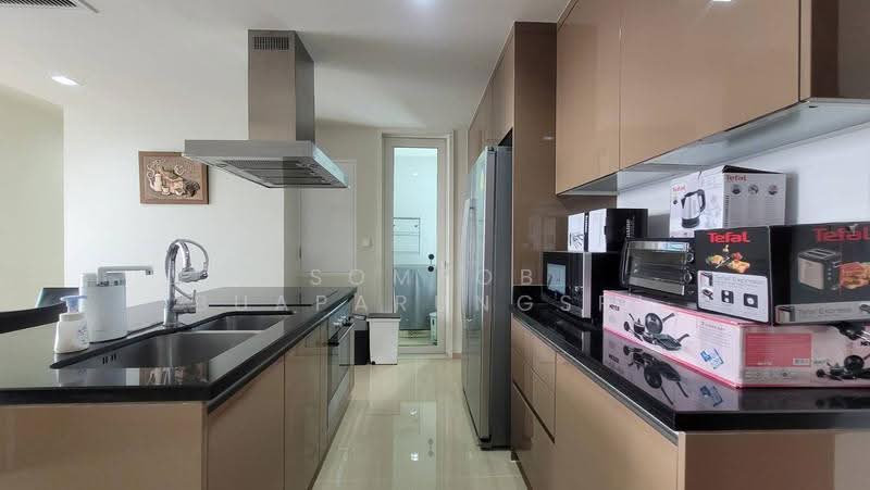 Siri At Sukhumvit, Bangkok, 902 Sukhumvit Road, Phra Kanong, Khlong Toei, Bangkok, 3 Bedrooms, 100 sqm, Condo For Rent, by Sompob Buaparungsri, 500524553 - DDproperty.com
