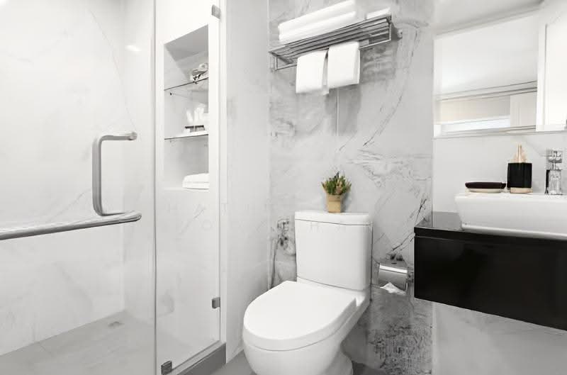 Bless Residence Ekkamai, Bangkok, Sukhumvit 71, Khlong Tan Nua, Watthana, Bangkok, 1 Bedroom, 40 sqm, Condo For Sale, by Hathairat Rookphan, 500524574 - DDproperty.com