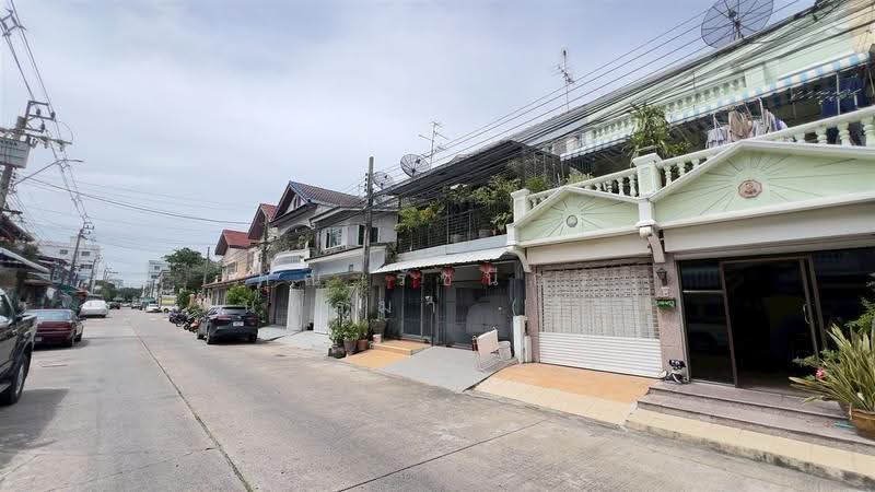 Wangthong House Nawamin 57 : วังทองเฮ้าส์ นวมินทร์ 57, กรุงเทพ, ซอยนวมินทร์ 57 ถนนนวมินทร์, คลองกุ่ม, บึงกุ่ม, กรุงเทพ, 165 ตร.ม., ทาวน์เฮ้าส์ ขาย, โดย คุณ รัชนีกร จันทร์มา (อิม), 500524576 - DDproperty.com