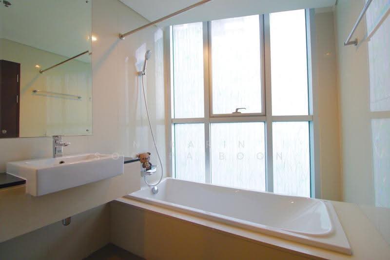 Le Luk Condominium, Bangkok, 1599 291 Sukhumvit Rd, Phra Kanong Nua, Watthana, Bangkok, 2 Bedrooms, 84 sqm, Condo For Rent, by Nakarin Sookpaiboon, 500524619 - DDproperty.com