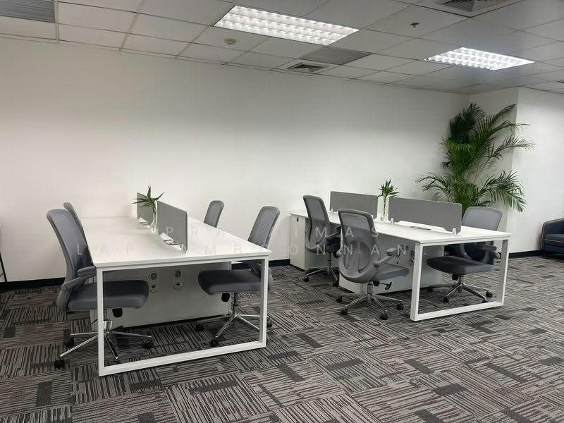 FULLY FURNISHED OFFICE FOR RENT | CHIDLOM – PLOENCHIT & BTS/MRT LOCATIONS, Bangkok, พระราม4, Khlong Toei, Bangkok, , 50 sqm, Office Space For Rent, by Prakaimas Lapsomboonnanon (Ying), 500524651 - DDproperty.com
