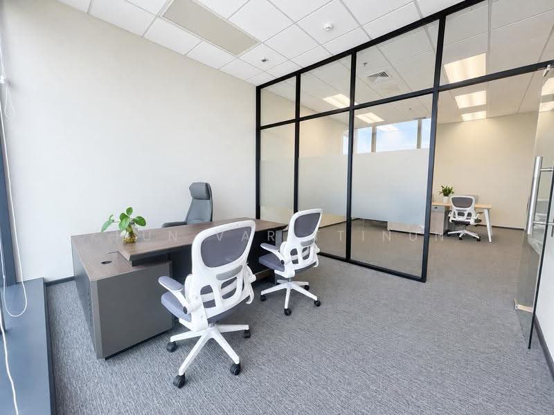 FULLY FURNISHED OFFICE FOR RENT | CHIDLOM – PLOENCHIT & BTS/MRT LOCATIONS, Bangkok, พระราม4, Khlong Toei, Bangkok, , 66 sqm, Office Space For Rent, by Khun Varittinun, 500524651 - 66 ตร.ม. - DDproperty.com