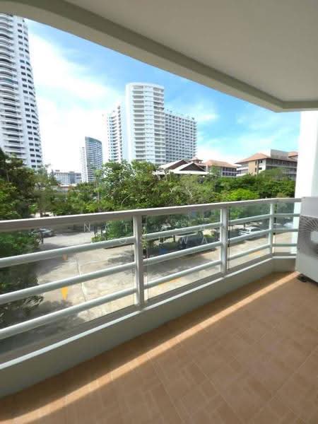 View Talay 5, Chon Buri (Pattaya), Nong Pru, Bang Lamung (Pattaya), Chon Buri (Pattaya), 2 Bedrooms, 148 sqm, Condo For Sale, by Nattasak Poosuwan, 500524687 - DDproperty.com