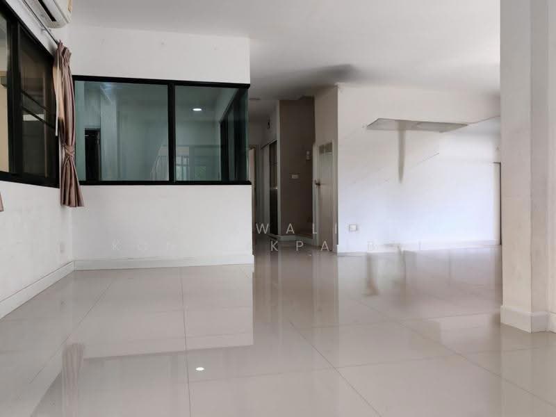 Casa Ville Wongwaen-Chatuchot, Bangkok, Wongsakorn 1 Road, Sam Wa Tawan Tok, Khlong Sam Wa, Bangkok, 4 Bedrooms, 260 sqm, Single Detached House For Sale, by CHAWALIT KONGSAKPAIBUL, 500524713 - DDproperty.com
