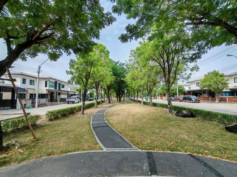 Casa Ville Wongwaen-Chatuchot, Bangkok, Wongsakorn 1 Road, Sam Wa Tawan Tok, Khlong Sam Wa, Bangkok, 4 Bedrooms, 260 sqm, Single Detached House For Sale, by CHAWALIT KONGSAKPAIBUL, 500524713 - DDproperty.com