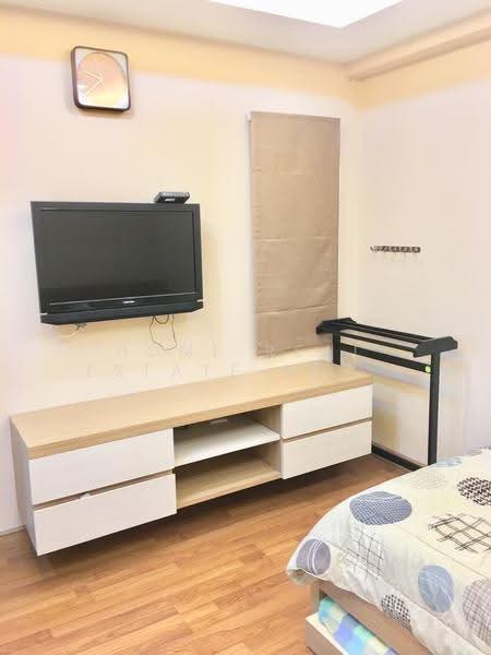 Centurion Park, Bangkok, Soi Aree 5, Samsen Nai, Phaya Thai, Bangkok, 2 Bedrooms, 75 sqm, Condo For Sale, by HOME Real Estate Service, 500524727 - DDproperty.com