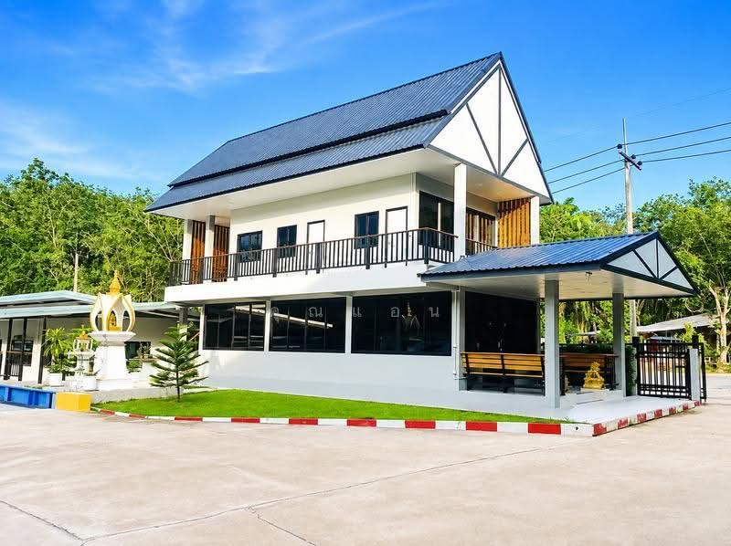 ขาย/ให้เช่า ขายต่ำกว่าราคาประเมิน โรงงานหีบเมล็ดในปาล์ม ชุมพร พร้อมเครื่องจักร รง.4, ชุมพร, ละแม, ชุมพร, 4,800 ตร.ม., โกดัง-โรงงาน ให้เช่า, โดย คุณแอน, 500524789 - DDproperty.com