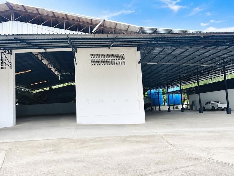 ขาย/ให้เช่า ขายต่ำกว่าราคาประเมิน โรงงานหีบเมล็ดในปาล์ม ชุมพร พร้อมเครื่องจักร รง.4, chumphon, Lamae, Chumphon, , 4,800 sqm, Warehouse/Factory For Rent, by คุณแอน, 500524789 - DDproperty.com