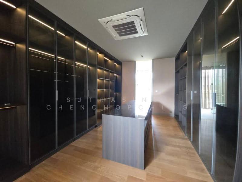 5-BR House, Bangkok, Thung Maha Mek, Sathon, Bangkok, 5 Bedrooms, 1,400 sqm, Single Detached House For Sale, by Suthasinee Chenchopching, 500524803 - DDproperty.com