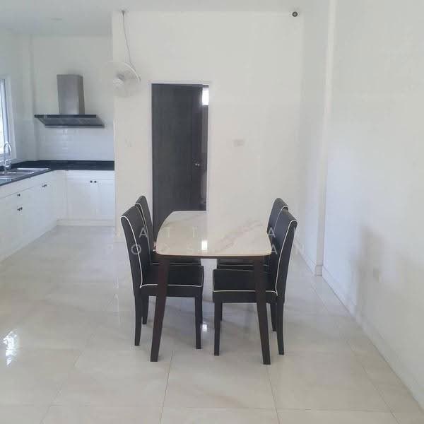 3-BR House, Chon Buri (Pattaya), Huai Yai, Bang Lamung (Pattaya), Chon Buri (Pattaya), 3 Bedrooms, 165 sqm, Single Detached House For Sale, by Nattasak Poosuwan, 500524936 - DDproperty.com