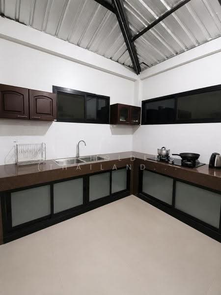 Le Ville Plus Rangsit-Klong 7, Pathum Thani, Khlong Chet, Khlong Luang, Pathum Thani, 2 Bedrooms, 160 sqm, Townhouse For Sale, by ERA Holding (Thailand) Co., Ltd., 500524943 - DDproperty.com