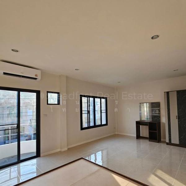Baan Sucha BangBuaThong, Nonthaburi, Soi Sucha Village, Bang Bua Thong, Nonthaburi, 4 Bedrooms, 118 sqm, Townhouse For Rent, by ธนภัทร ไทยจินดา, 500524961 - DDproperty.com