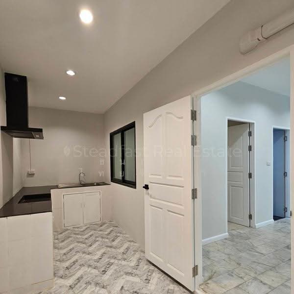 Baan Sucha BangBuaThong, Nonthaburi, Soi Sucha Village, Bang Bua Thong, Nonthaburi, 4 Bedrooms, 118 sqm, Townhouse For Rent, by ธนภัทร ไทยจินดา, 500524961 - DDproperty.com
