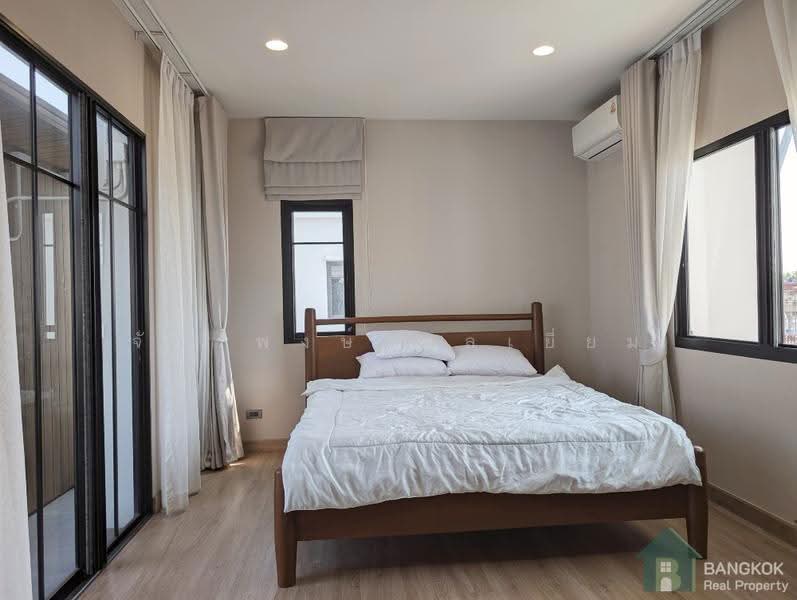 Baan Nara Wongwaen-Ramintra, Bangkok, Kanchanaphisek Parallel Road, Tha Rang, Bang Khen, Bangkok, 4 Bedrooms, 350 sqm, Single Detached House For Rent, by Chakkrapong Ponyeam, 500525043 - DDproperty.com