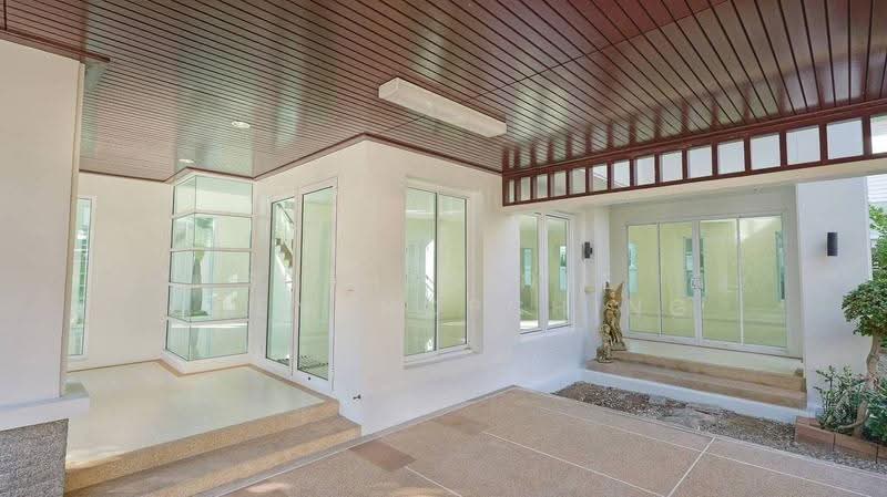 undefined, Bangkok, Dok Mai, Prawet, Bangkok, 3 Bedrooms, 270 sqm, Single Detached House For Sale, by Suthasinee Chenchopching, 500525062 - DDproperty.com