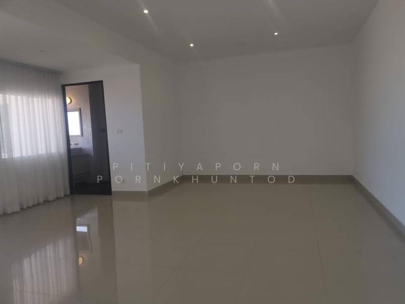 The Clubhouse Residence, Chon Buri (Pattaya), Moo 12, Kasetsin Soi 2, Nong Pru, Bang Lamung (Pattaya), Chon Buri (Pattaya), 4 Bedrooms, 286 sqm, Condo For Sale, by Pitiyaporn Pornkhuntod, 500525109 - DDproperty.com