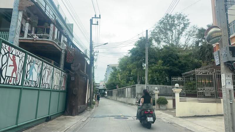 ที่ดินในซอยนนทรี 3, กรุงเทพ, นนทรี, ช่องนนทรี, ยานนาวา, กรุงเทพ, 504 ตร.ม., ที่ดิน ขาย, โดย ณัฐธยาน์ ไชยวรุตย์, 500525136 - DDproperty.com
