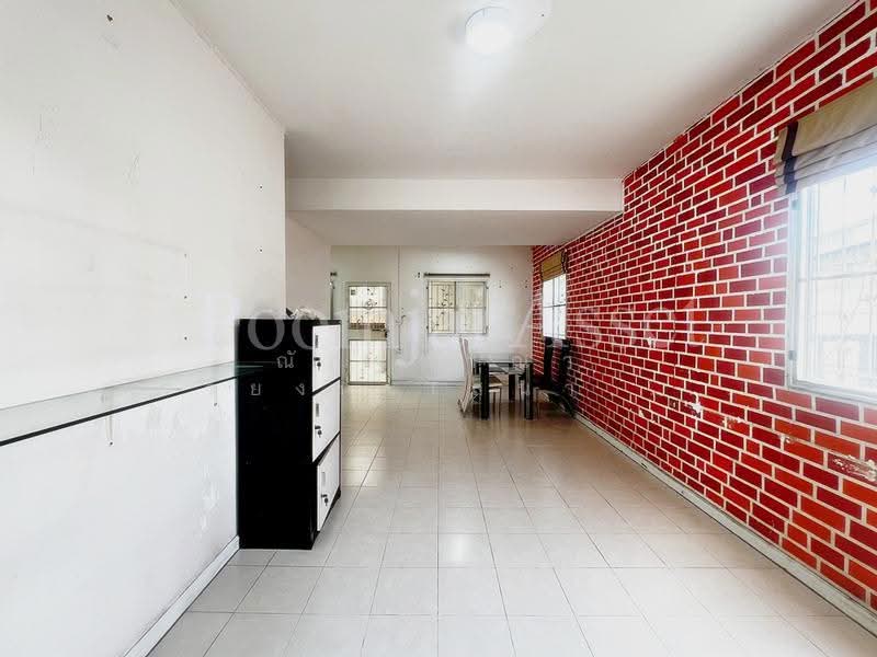 ให้เช่า บ้านพฤกษา 71 กรุงเทพ - ปทุมธานี หลังริม, Pathum Thani, Bang Dua, Muang Pathum Thani, Pathum Thani, 3 Bedrooms, 115 sqm, Townhouse For Rent, by ณัฏฐ์อาณา บรรยงกะเสนา ณ อยุธยา, 500525158 - DDproperty.com