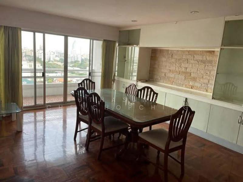 Regent On The Park 3, Bangkok, 185 Soi Sukhumvit 39 Sukhumvit Road, Khlong Tan Nua, Watthana, Bangkok, 3 Bedrooms, 240 sqm, Condo For Sale, by Suthasinee Chenchopching, 500525181 - DDproperty.com