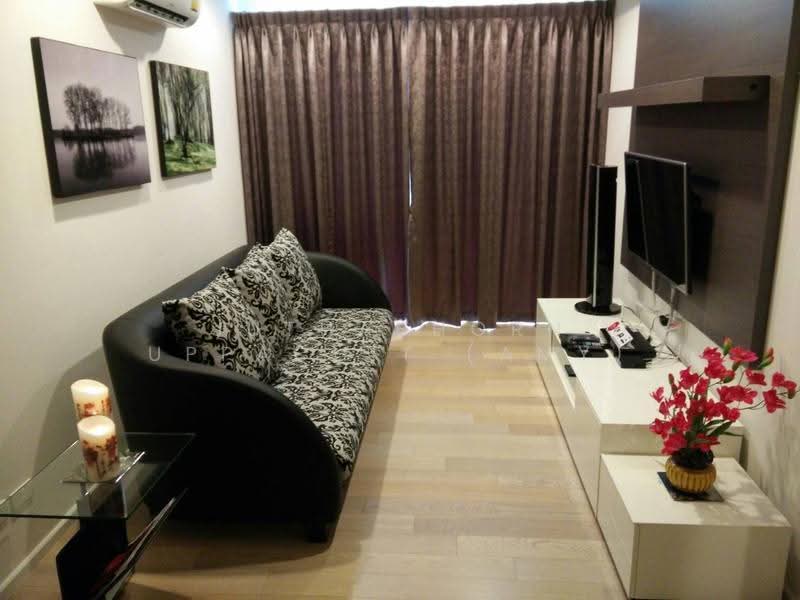 15 Sukhumvit Residences, Bangkok, Soi Sukhumvit 15, Khlongtoei Nua, Watthana, Bangkok, 1 Bedroom, 55 sqm, Condo For Rent, by Juthabhorn Uppachit (Amy), 500525207 - DDproperty.com