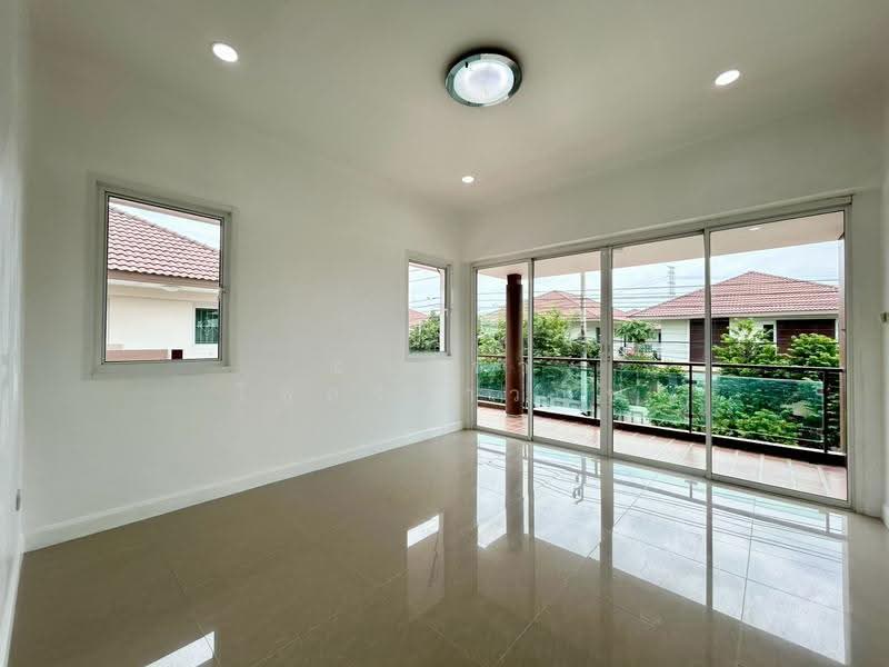 Chuanchompark 2, Nonthaburi, Moo 3, Sai Noi Subdistrict, Sai Noi District, Nonthaburi Province, Sai Noi, Nonthaburi, 3 Bedrooms, 230 sqm, Single Detached House For Sale, by อาทิชา โชตจิราวณิช, 500525223 - DDproperty.com