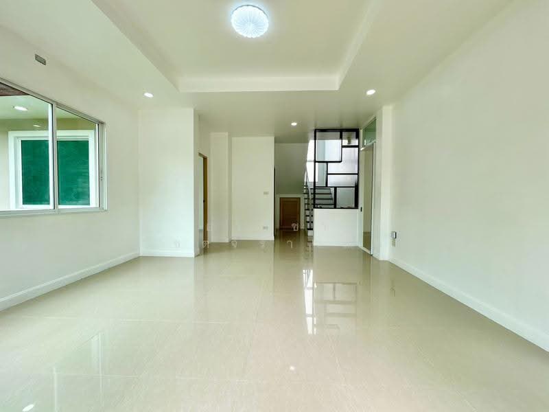 Chuanchompark 2, Nonthaburi, Moo 3, Sai Noi Subdistrict, Sai Noi District, Nonthaburi Province, Sai Noi, Nonthaburi, 3 Bedrooms, 230 sqm, Single Detached House For Sale, by อาทิชา โชตจิราวณิช, 500525223 - DDproperty.com