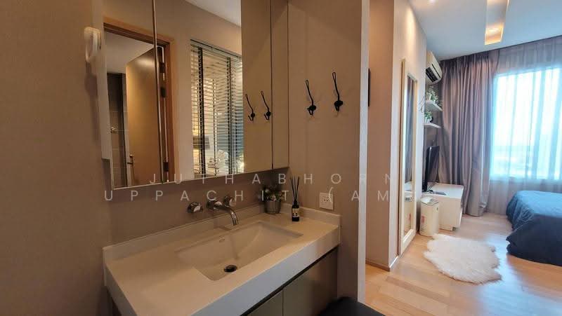 Siri At Sukhumvit, Bangkok, 902 Sukhumvit Road, Phra Kanong, Khlong Toei, Bangkok, 2 Bedrooms, 70 sqm, Condo For Rent, by Juthabhorn Uppachit (Amy), 500525253 - DDproperty.com
