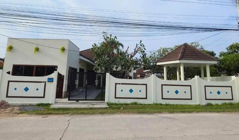 3-BR House, Prachuap Khiri Khan, Hua Hin, Prachuap Khiri Khan, 3 Bedrooms, 160 sqm, Single Detached House For Sale, by Harrison Chong, 500525284 - DDproperty.com