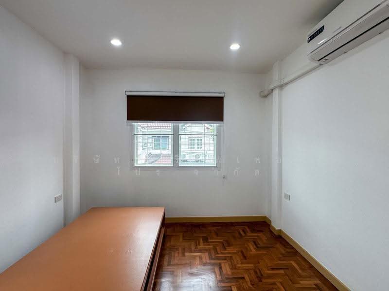 MuBan FahLuangVillage, Nonthaburi, แจ้งวัฒนะ, Khlong Klue, Pak Kret, Nonthaburi, 4 Bedrooms, 168 sqm, Townhouse For Rent, by Property Pro Co.,Ltd, 500525310 - DDproperty.com