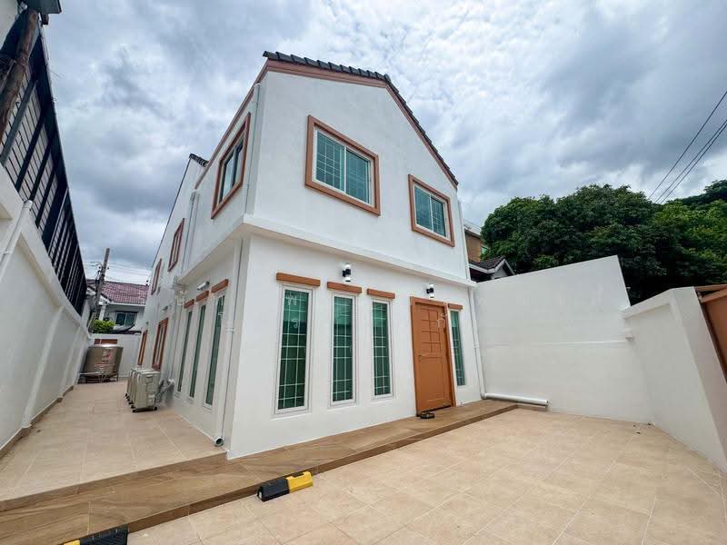MuBan FahLuangVillage, Nonthaburi, แจ้งวัฒนะ, Khlong Klue, Pak Kret, Nonthaburi, 4 Bedrooms, 168 sqm, Townhouse For Rent, by Property Pro Co.,Ltd, 500525310 - DDproperty.com