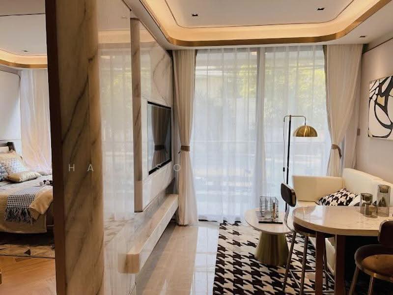 Glory Condominium, Chiang Mai, 93 Changpuak Rd, Sri Phum, Muang Chiang Mai, Chiang Mai, 2 Bedrooms, 150 sqm, Condo For Sale, by Harrison Chong, 500525344 - DDproperty.com