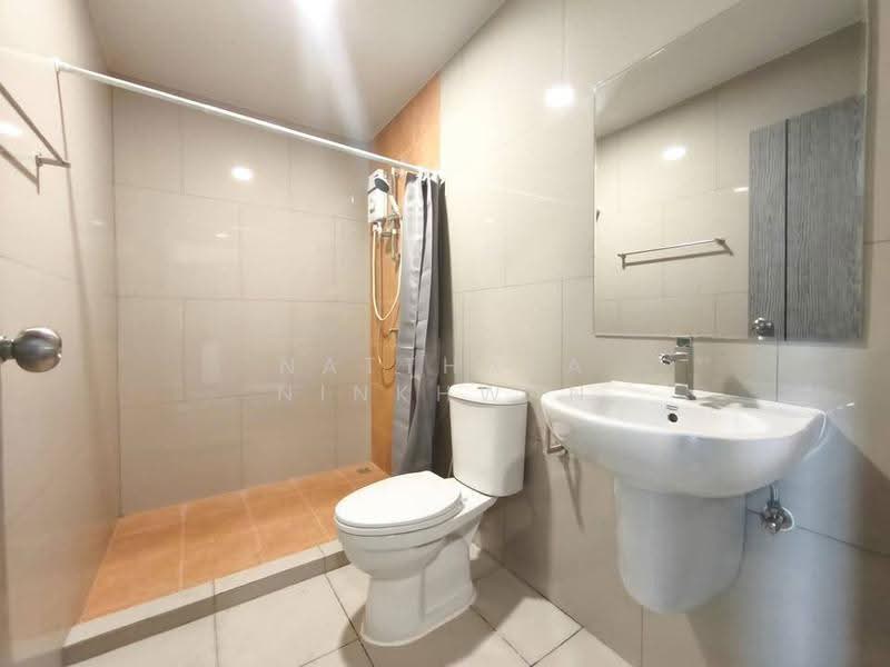 Rich Point @ BTS Wutthakat, Bangkok, Wutthakat Road, Talat Plu, Thon Buri, Bangkok, 1 Bedroom, 32 sqm, Condo For Rent, by Natthaya Ninkhwan, 500525366 - DDproperty.com