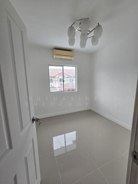 undefined, Bangkok, Min Buri, Bangkok, 3 Bedrooms, 150 sqm, Townhouse For Sale, by Suthasinee Chenchopching, 500525367 - DDproperty.com
