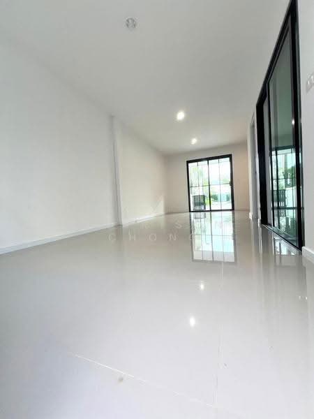undefined, Chon Buri (Pattaya), Bang Lamung, Bang Lamung (Pattaya), Chon Buri (Pattaya), 4 Bedrooms, 145 sqm, Townhouse For Sale, by Harrison Chong, 500525399 - DDproperty.com