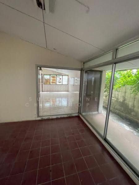 3-BR House, Bangkok, Saphan Sung, Bangkok, 3 Bedrooms, 336 sqm, Single Detached House For Sale, by Suthasinee Chenchopching, 500525436 - DDproperty.com