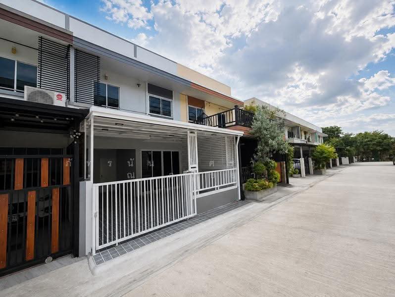 Casalena Place, Bangkok, Sai Mai, Bangkok, 3 Bedrooms, 93 sqm, Townhouse For Sale, by ภัทรนัน อิศรางกูร ณ อยุธยา, 500525440 - DDproperty.com