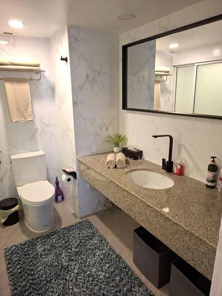 Omni Tower Sukhumvit Nana, Bangkok, 69 Sukhumvit 4 Alley, Khlong Toei, Bangkok, 1 Bedroom, 66 sqm, Condo For Sale, by Suthasinee Chenchopching, 500525459 - DDproperty.com