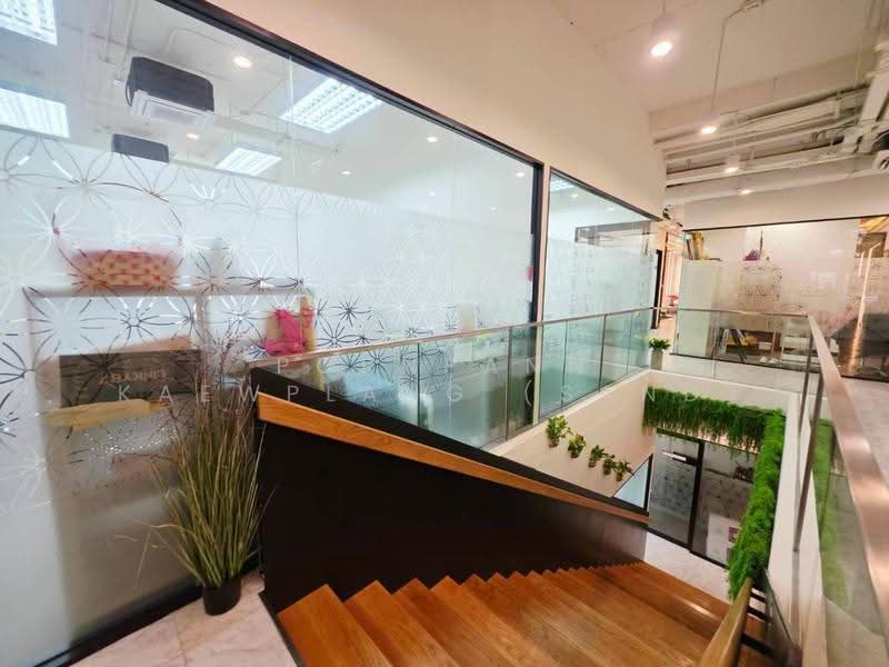 Fully Furnished Serviced Office for Rent – 59 sq.m. | Asoke – Sukhumvit Zone, Bangkok, Khlongtoei Nua, Watthana, Bangkok, , 59 sqm, Office Space For Rent, by Pornpann Kaewplang (Sand), 500525514 - DDproperty.com