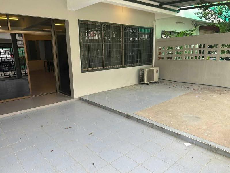 Townhouse for Rent in Sathorn Rama 3 Prime City Center (SPSEVE2293), Bangkok, สาธุประดิษฐ์ 15 แยก 2, Chong Nonsi, Yan Nawa, Bangkok, 2 Bedrooms, 200 sqm, Townhouse For Rent, by Khun Eve, 500525522 - DDproperty.com