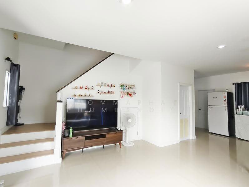 The mix grand Nongkham Sriracha, Chon Buri (Pattaya), Nong - Kham, Si Racha, Chon Buri (Pattaya), 3 Bedrooms, 142 sqm, Townhouse For Sale, by Khommaphat Phumbandit, 500525528 - DDproperty.com