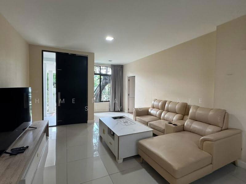 Mantana Kalapapruk-Wongwaen, Bangkok, 379 Kanchanaphisek Road, Lak Song, Bang Khae, Bangkok, 4 Bedrooms, 183 sqm, Single Detached House For Rent, by HOME Real Estate Service, 500525533 - DDproperty.com