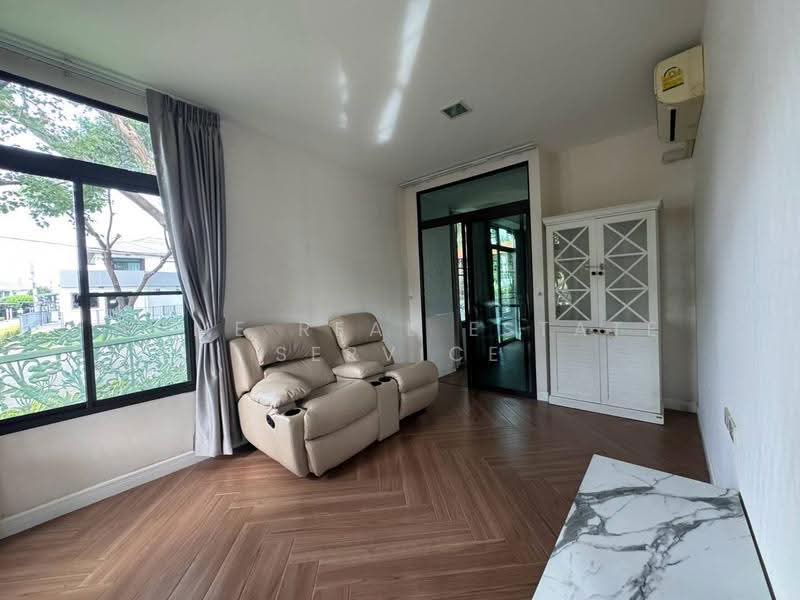 Mantana Kalapapruk-Wongwaen, Bangkok, 379 Kanchanaphisek Road, Lak Song, Bang Khae, Bangkok, 4 Bedrooms, 183 sqm, Single Detached House For Rent, by HOME Real Estate Service, 500525533 - DDproperty.com
