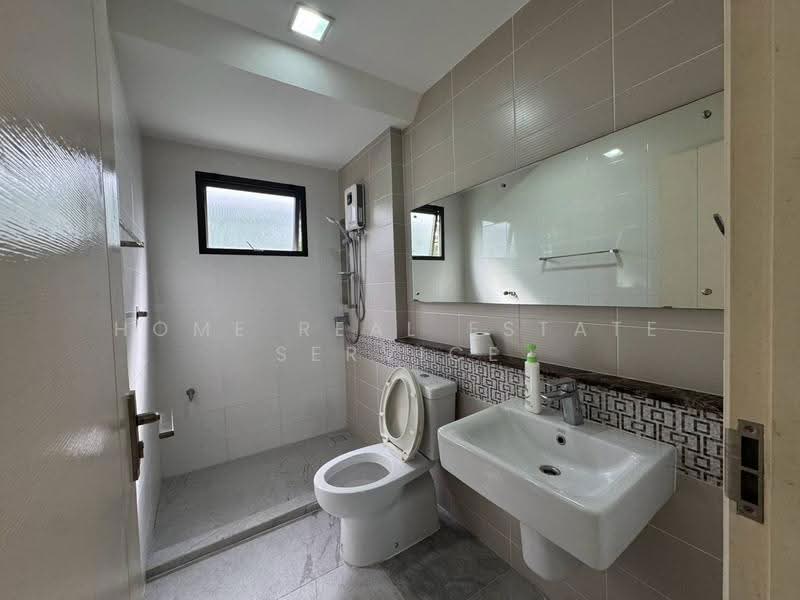 Mantana Kalapapruk-Wongwaen, Bangkok, 379 Kanchanaphisek Road, Lak Song, Bang Khae, Bangkok, 4 Bedrooms, 183 sqm, Single Detached House For Rent, by HOME Real Estate Service, 500525533 - DDproperty.com