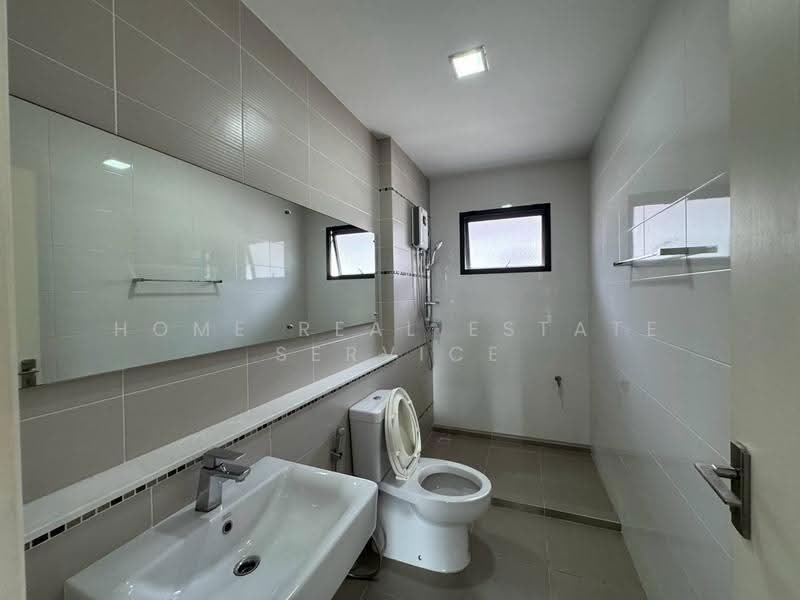 Mantana Kalapapruk-Wongwaen, Bangkok, 379 Kanchanaphisek Road, Lak Song, Bang Khae, Bangkok, 4 Bedrooms, 183 sqm, Single Detached House For Rent, by HOME Real Estate Service, 500525533 - DDproperty.com