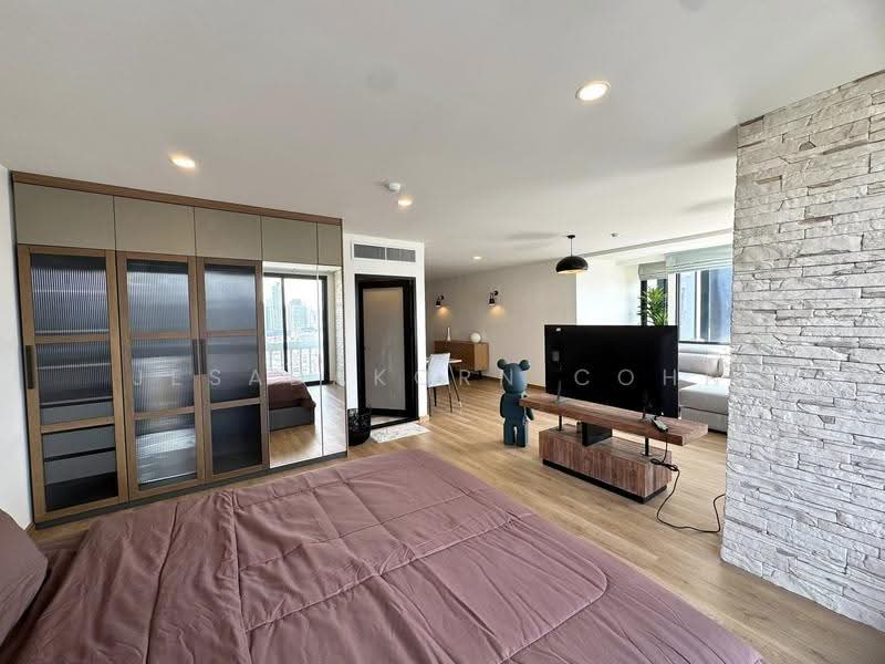 J.C. Tower, Bangkok, Soi Sukhumvit 55, Khlong Tan Nua, Watthana, Bangkok, 1 Bedroom, 55 sqm, Condo For Sale, by Jesadakorn Cohn, 500525580 - DDproperty.com